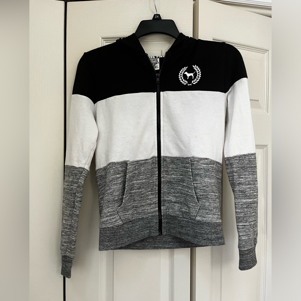 ⭐️EUC - Victorias Secret PINK - Black, White & Gray Zip-Up Hooded Sweatshirt - S